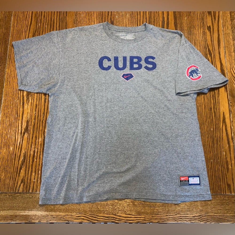 Vintage Rare Nike Team Gray Chicago Cubs MLB Baseball T-Shirt